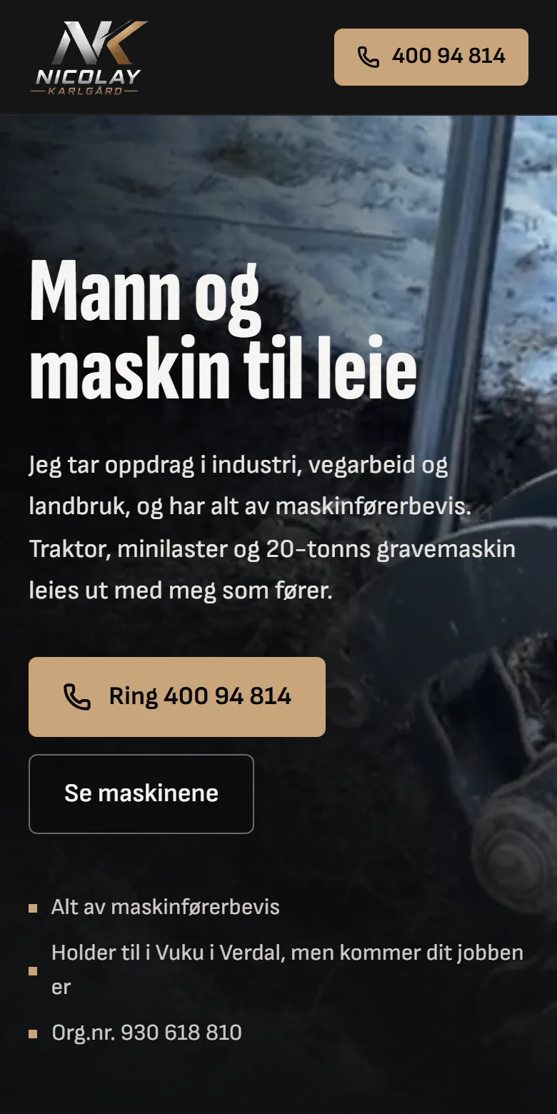Forsiden til nicolaykarlgaard.no med overskriften «Mann og maskin til leie» over en gravemaskinskuffe i snødekt jord.